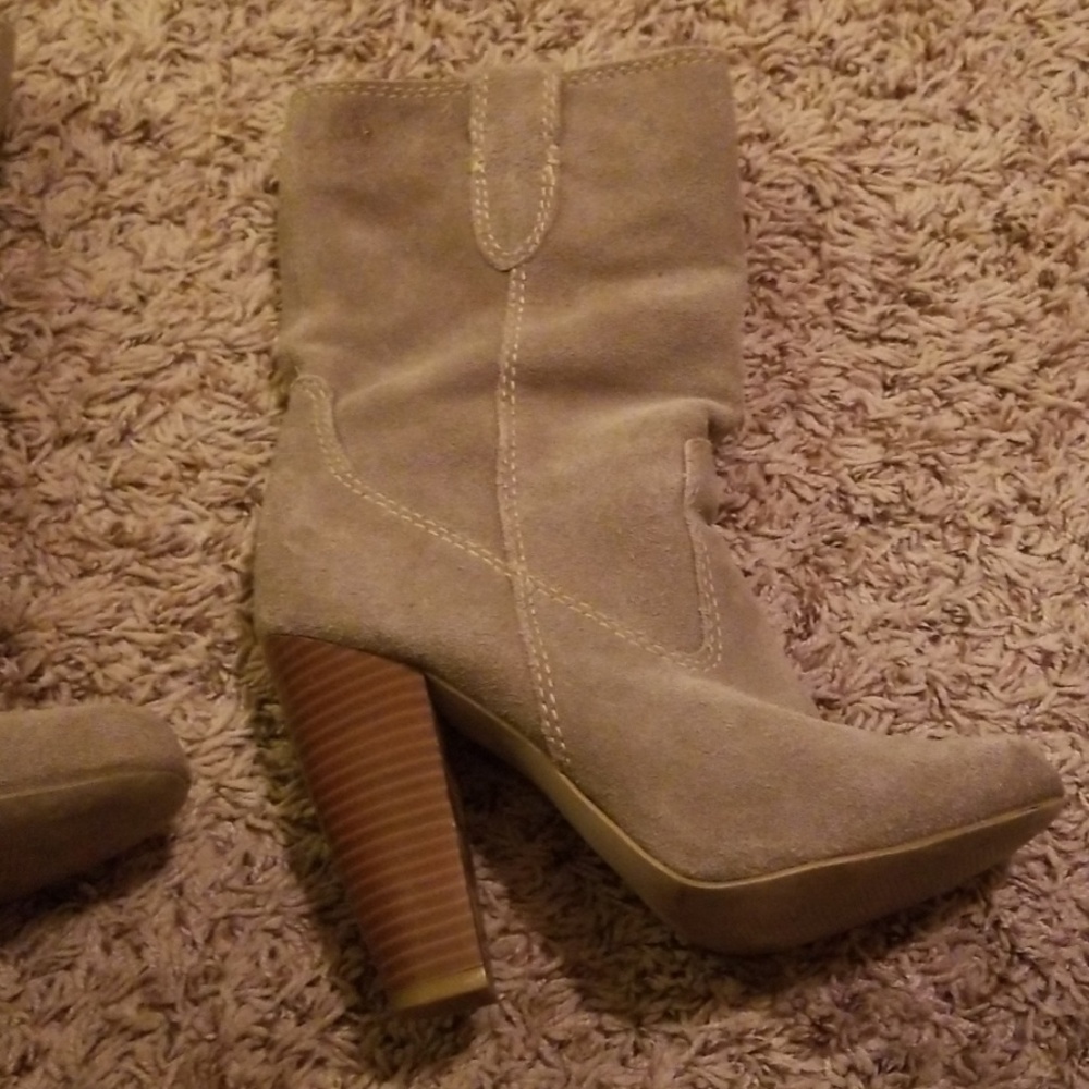 Booties - Picture 4 of 5